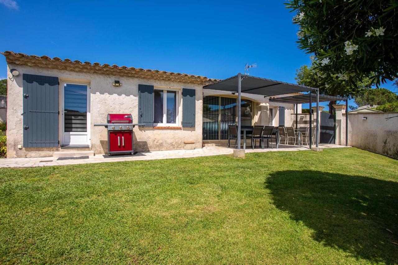 Vila Le Mas D Emponse Avec Piscine Le Plan-de-la-Tour Exteriér fotografie